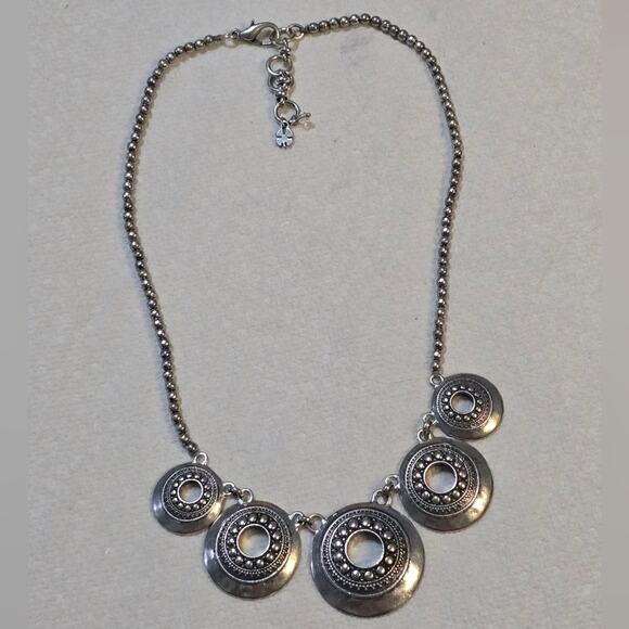 Lucky brand Silver Tone Disc Circle Necklace - Picture 4 of 7
